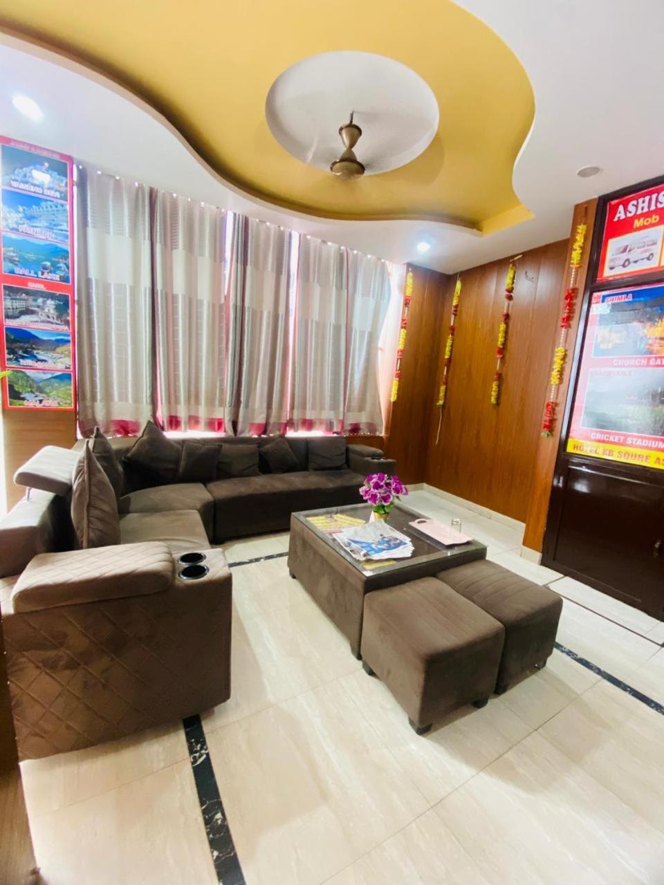 Hotel Kb Square Near Chandigarh Railway Station Bagian luar foto